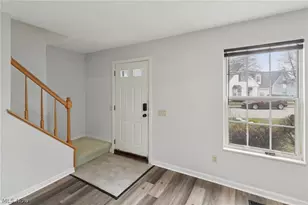 14459 Fullers Ln, Strongsville, OH 44149 - Photo 5