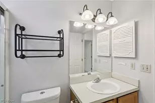 14459 Fullers Ln, Strongsville, OH 44149 - Photo 39