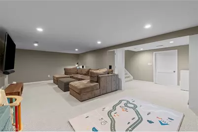 2934 Scarborough Road, Cleveland Heights, OH 44118 - Photo 45