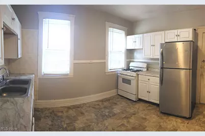 1812 Treadway Avenue, Loveland, OH 44109 - Photo 7