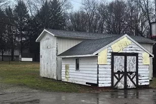 8536 Goddard Craft Ln, Cambridge, OH 43725 - Photo 11