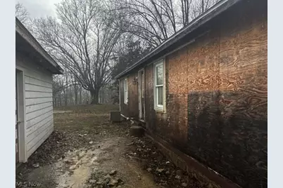 8536 Goddard Craft Lane, Cambridge, OH 43725 - Photo 3