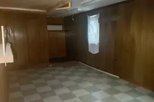 8536 Goddard Craft Ln, Cambridge, OH 43725 - Photo 9