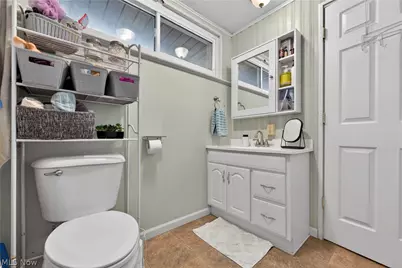 30 22nd Street NW, Barberton, OH 44203 - Photo 13