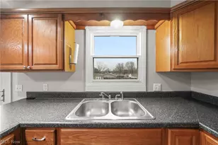 9870 Short Dr, Windham, OH 44288 - Photo 15