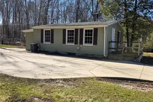 234 Oakwood St, Elyria, OH 44035 - Photo 3