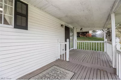 234 Woodlawn Avenue, Belpre, OH 45714 - Photo 29