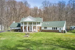 535 Crystal Lake Rd, Akron, OH 44333 - Photo 9