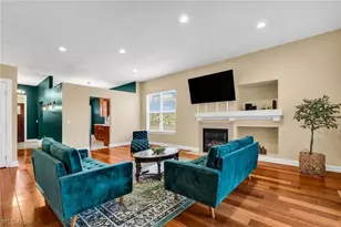 1915 Teakwood Dr, Ontario, OH 44906 - Photo 13