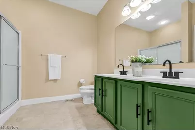 1915 Teakwood Drive, Ontario, OH 44906 - Photo 19