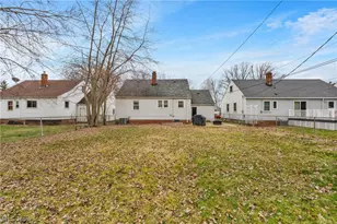 311 E 262nd St, Euclid, OH 44132 - Photo 31