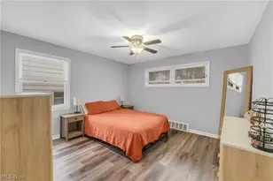 311 E 262nd St, Euclid, OH 44132 - Photo 13