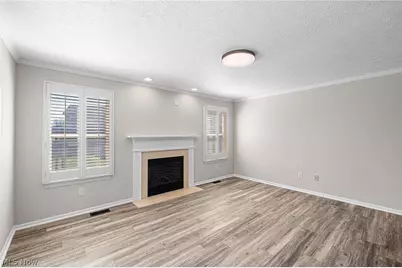 1267 Bell Court, Elyria, OH 44035 - Photo 9