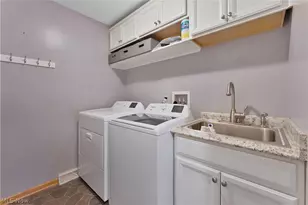 264 W Main St, Canfield, OH 44406 - Photo 23