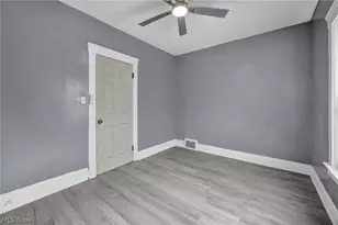 701 E 157th St, Loveland, OH 44110 - Photo 19