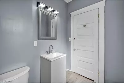 701 E 157th Street, Loveland, OH 44110 - Photo 21