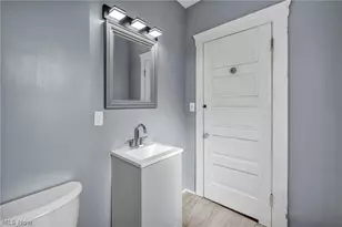 701 E 157th St, Loveland, OH 44110 - Photo 21