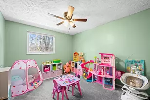 7403 N Chestnut Commons Dr, Mentor, OH 44060 - Photo 19