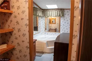 17607 Halleys, Pleasant City, OH 43772 - Photo 9