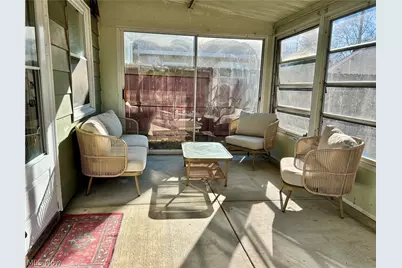 1210 Myrtle Avenue, Cuyahoga Falls, OH 44221 - Photo 9