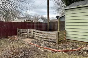 1210 Myrtle Ave, Cuyahoga Falls, OH 44221 - Photo 7