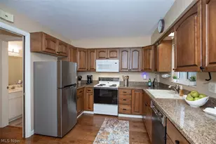 4322 W 196th St, Fairview Park, OH 44126 - Photo 7