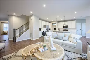 26353 Grand Vw Dr, Olmsted Twp, OH 44138 - Photo 5