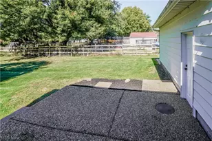 1548 Sunside Dr, Akron, OH 44321 - Photo 35