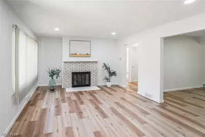 1548 Sunside Drive, Akron, OH 44321 - Photo 3