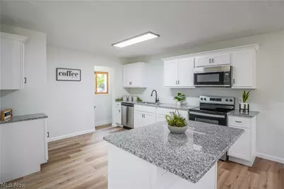 1548 Sunside Drive, Akron, OH 44321 - Photo 11