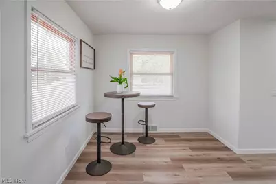 1548 Sunside Drive, Akron, OH 44321 - Photo 7