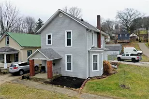 285 S Crawford St, Millersburg, OH 44654 - Photo 1