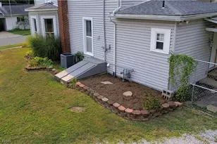 285 S Crawford St, Millersburg, OH 44654 - Photo 5