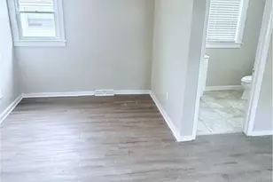 16406 Home St, Maple Heights, OH 44137 - Photo 9