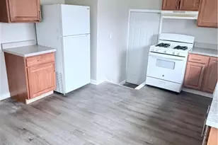 16406 Home St, Maple Heights, OH 44137 - Photo 11