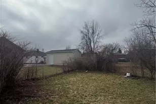 16406 Home St, Maple Heights, OH 44137 - Photo 37