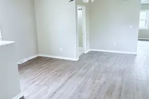 16406 Home St, Maple Heights, OH 44137 - Photo 7