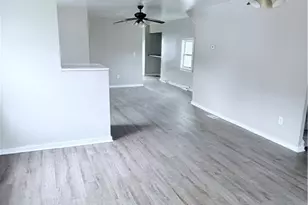 16406 Home St, Maple Heights, OH 44137 - Photo 5