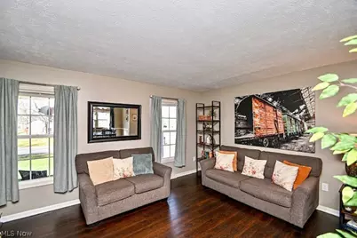 712 Tanya Avenue NW, Massillon, OH 44646 - Photo 7