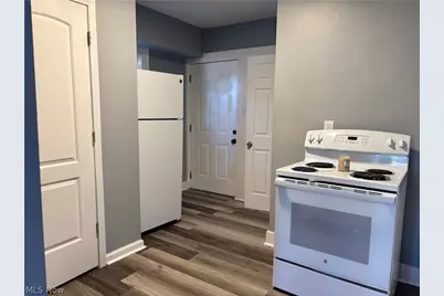 2258 Mogadore Road, Akron, OH 44312 - Photo 11