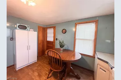 724 E Main Street, Barnesville, OH 43713 - Photo 11