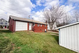 724 E Main St, Barnesville, OH 43713 - Photo 5