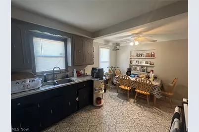 10925 McCracken Road, Garfield Heights, OH 44125 - Photo 11