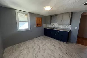 10925 McCracken Rd, Garfield Heights, OH 44125 - Photo 9