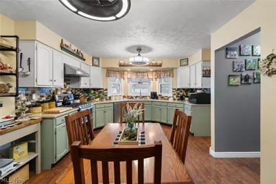 5051 Fox Ridge Drive, Green, OH 44720 - Photo 9