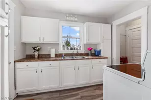 717 Beaver St, Orrville, OH 44667 - Photo 21