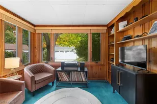 19190 S Sagamore Rd, Fairview Park, OH 44126 - Photo 5