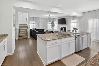 76 Wanda Court, Kent, OH 44240 - Photo 13