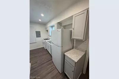 11912 Holborn Avenue, Loveland, OH 44105 - Photo 5