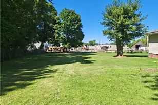 5611 Poplar Ave, Ashtabula, OH 44004 - Photo 31